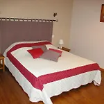 La Ferme De Menoun Bed & Breakfast 3*