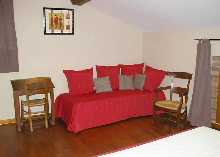 B&B La Ferme De Menoun 3*