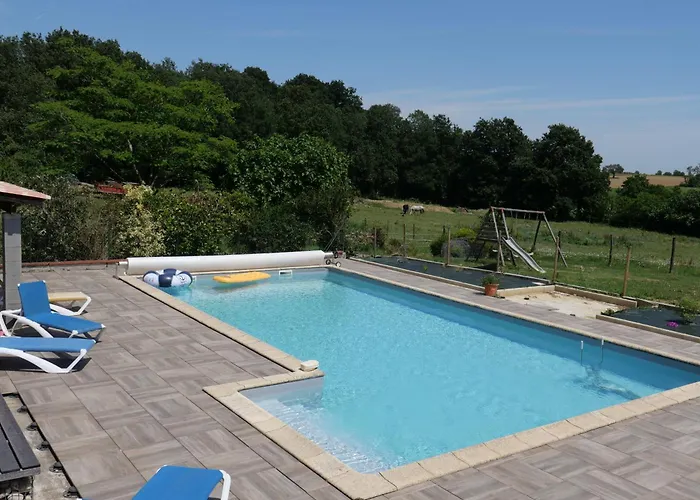 La Ferme De Menoun 3*