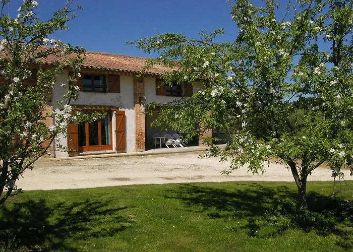 La Ferme De Menoun B&B