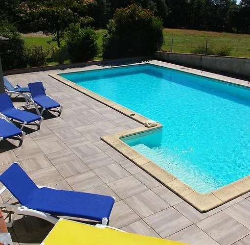 La Ferme De Menoun B&B