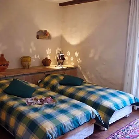 La Ferme De Menoun Bed and breakfast 3*