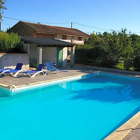 La Ferme De Menoun Bed and breakfast Thil (Haute-Garonne)