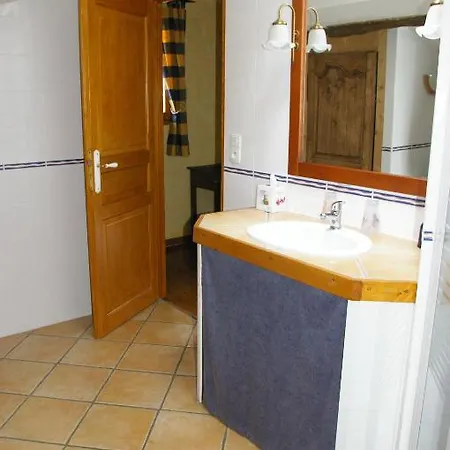 La Ferme De Menoun 3*